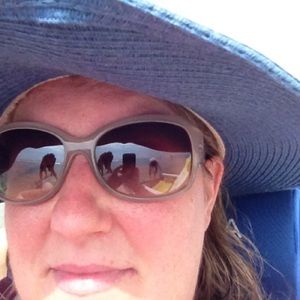 Meet your Posher, Erynne